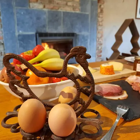Aux Saveurs D'enneille Bed & Breakfast Durbuy