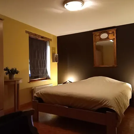 Aux Saveurs D'enneille Bed & Breakfast
