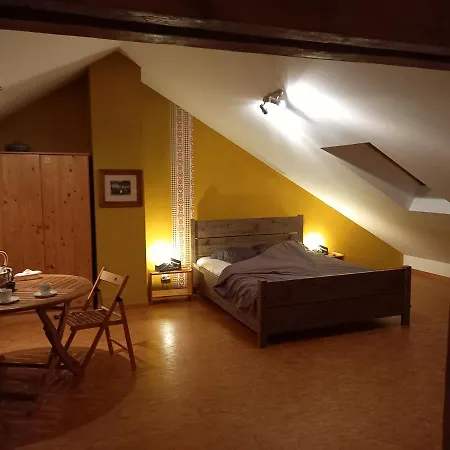 Bed & Breakfast Aux Saveurs D'enneille